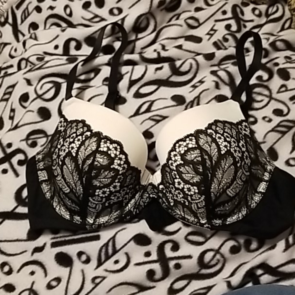 Auden bra